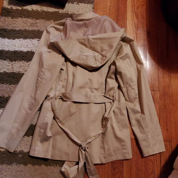 Short Utility Jacket - Picture 2 of 9